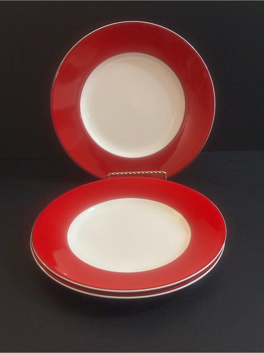 Kate Spade Rutherford Red Rim Porcelain Dinner Plate - Elegant White Center 3 PC
